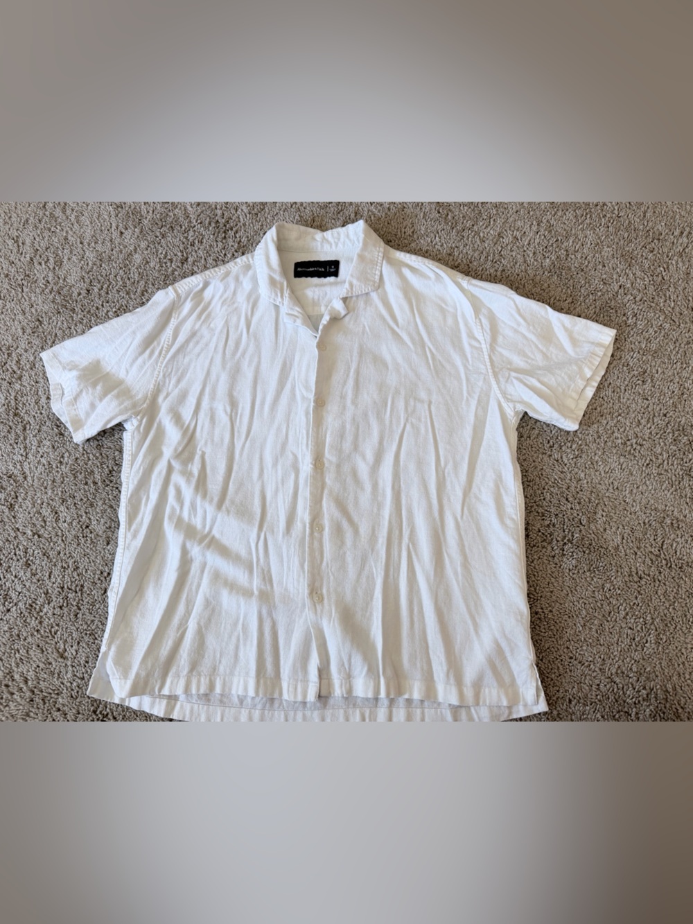 Abercrombie and Fitch Linen White Short-Sleeve Button-Up Shirt Small